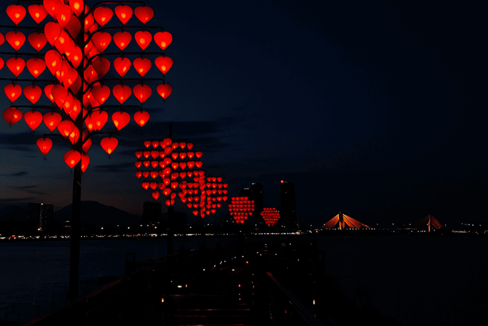 The heart-shaped lanterns glow when night falls